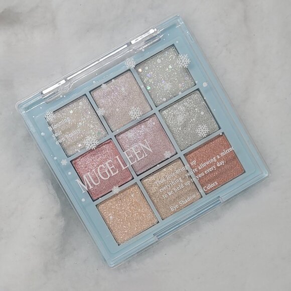 🎈 9 Color | Winter Bloom | Eyeshadow Palette - Picture 1 of 5